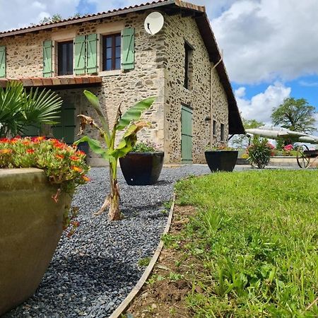 La Maison Du Lac Lavaud Saint-Quentin-sur-Charente Exteriér fotografie