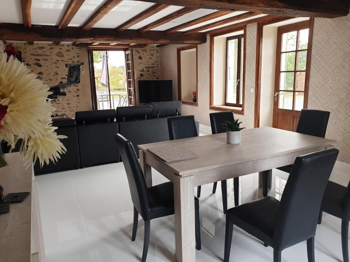 La Maison Du Lac Lavaud Saint-Quentin-sur-Charente Exteriér fotografie